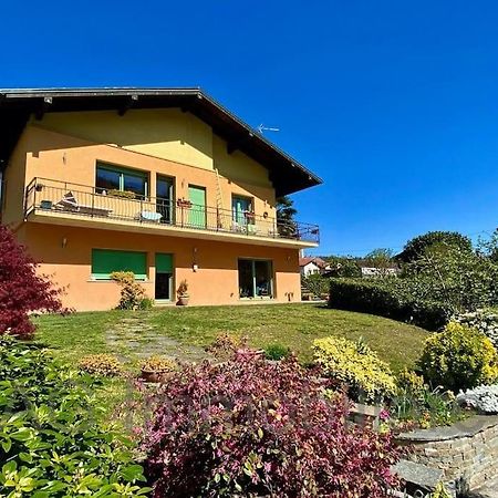 Casa Vacanza Veronica Con Giardino Verbania Kültér fotó