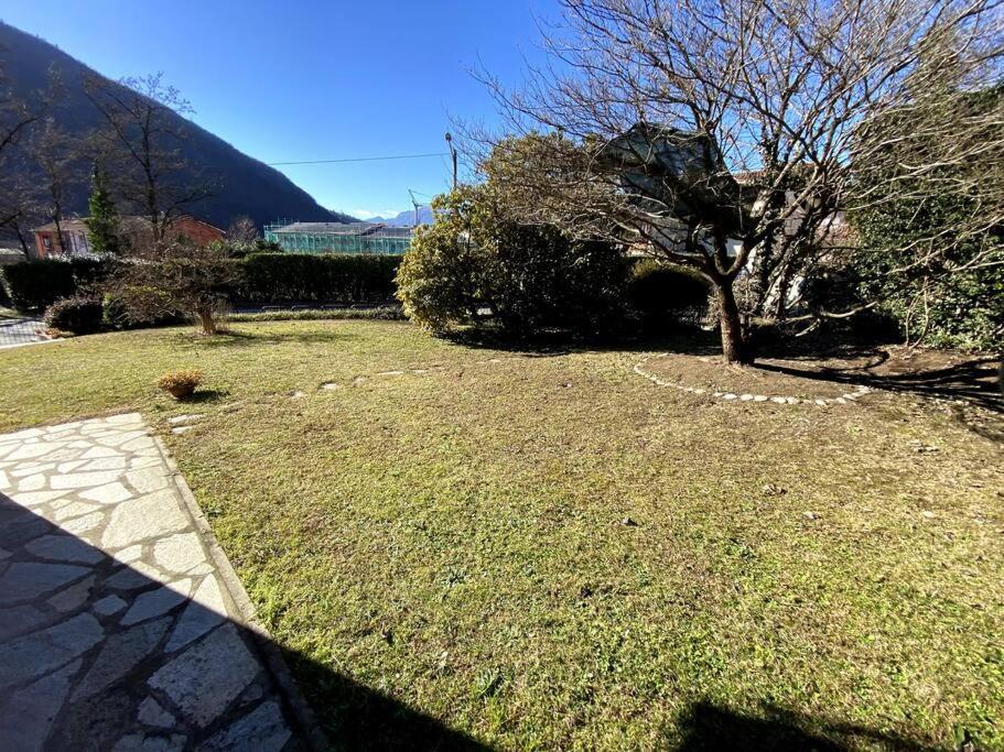 Casa Vacanza Veronica Con Giardino Verbania Kültér fotó